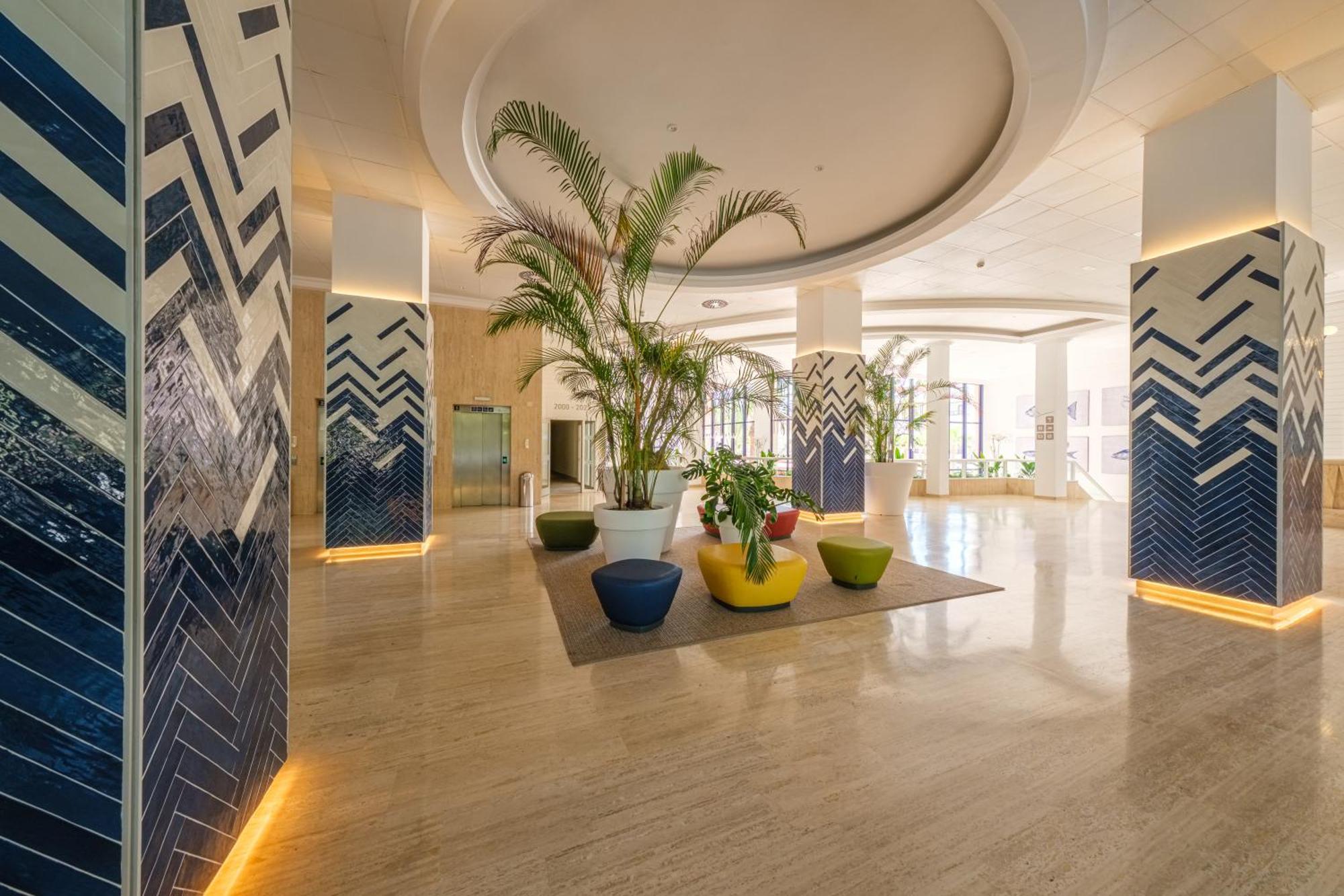 Estival Park Almaris Hotel ลาปีเนดา ภายนอก รูปภาพ